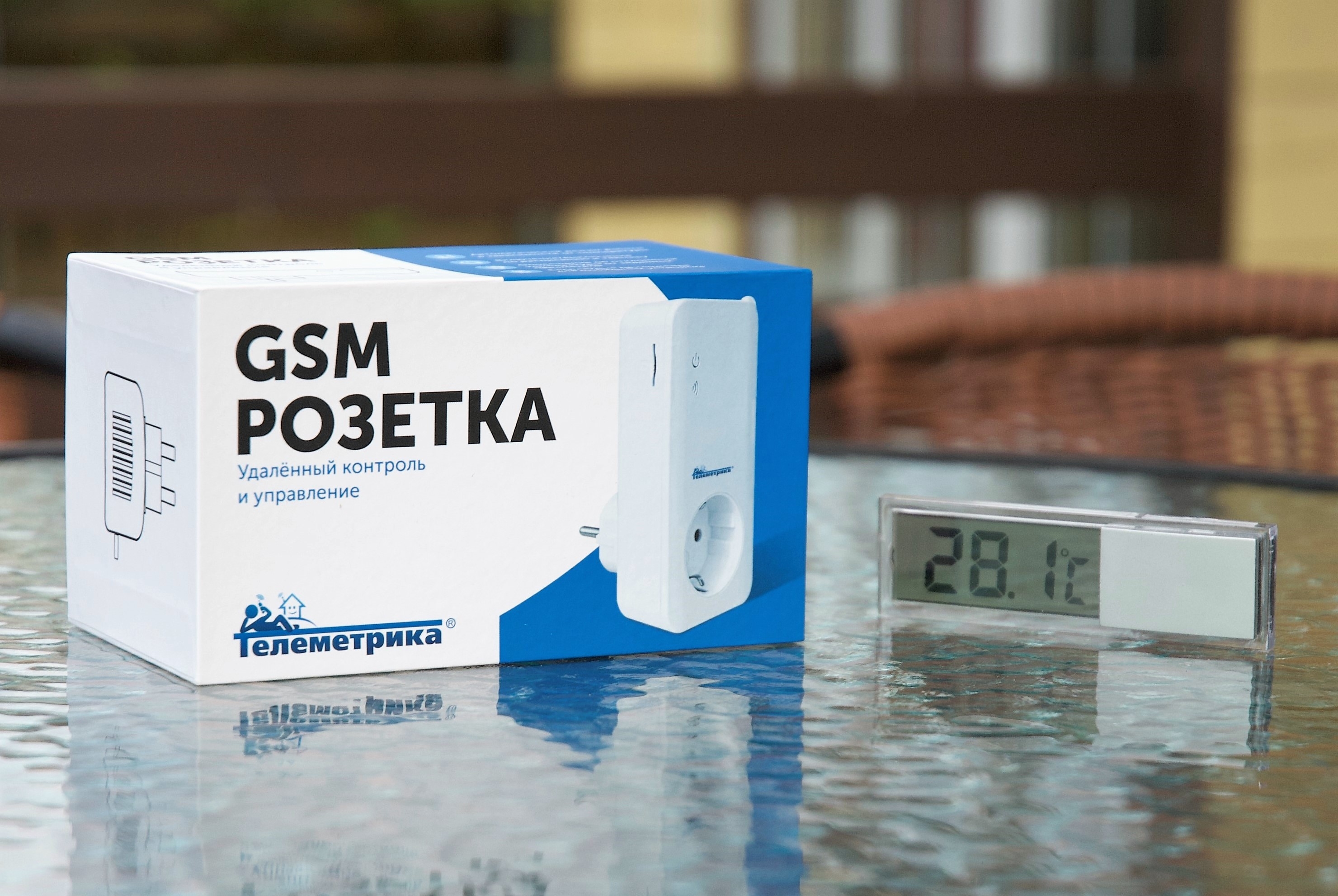 gsm-розетка с термометром